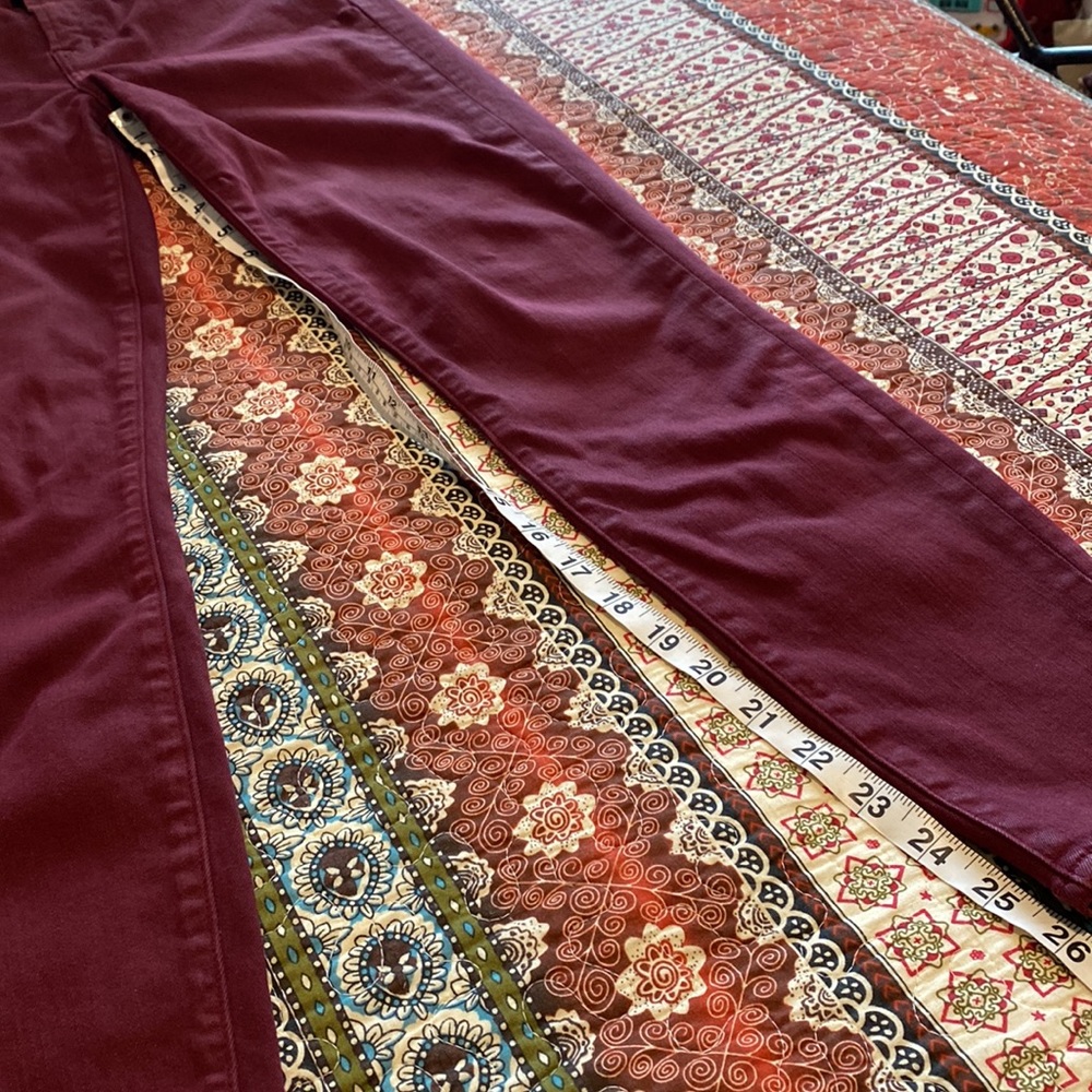 J brand burgundy stretchy jeans with ankle slits - Picture 5 of 6